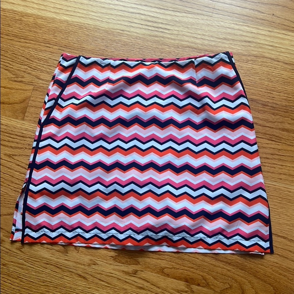 Golftini Size 4 Chevron Patterned Skort - Pink An… - image 1